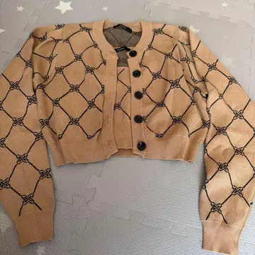 [ 새상품급 ] EMODA 자카드 트윈 니트