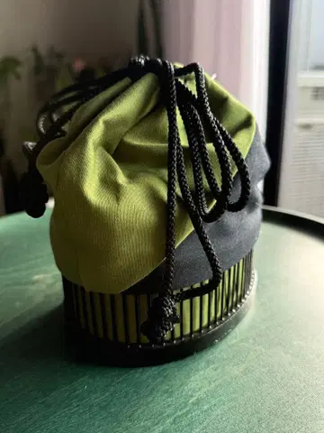 일본 의류용 복조리 백 그린과 블랙