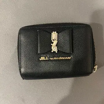 JILL by JILL STUART 블랙 접이식 지갑