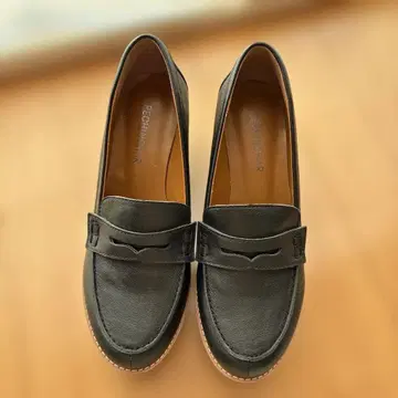 블랙 가죽 웨지 힐 로퍼