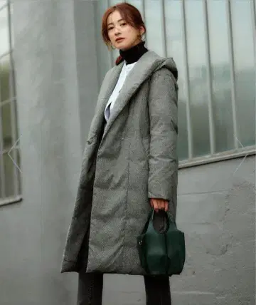 택 포함 새상품 23구 LIMONTA 다운 가운 코트 75900엔 32