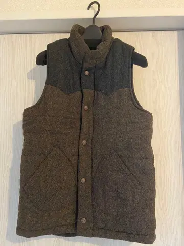 브라운 다운 베스트 S 사이즈