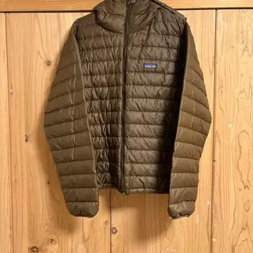 [ 최상급 ] patagonia 후드 부착 다운 자켓 무료배송