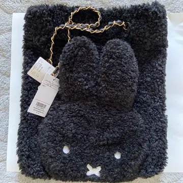 토끼 디자인 블랙 토트백