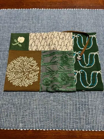 미나 페르호넨 북커버 피스