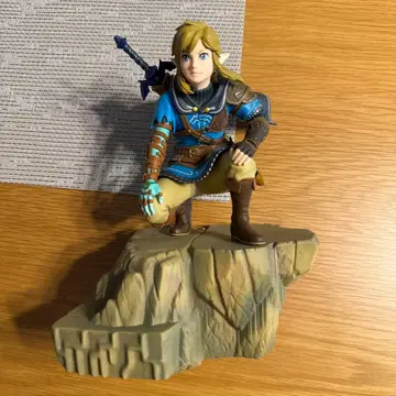 링크 피규어 웅크린 포즈