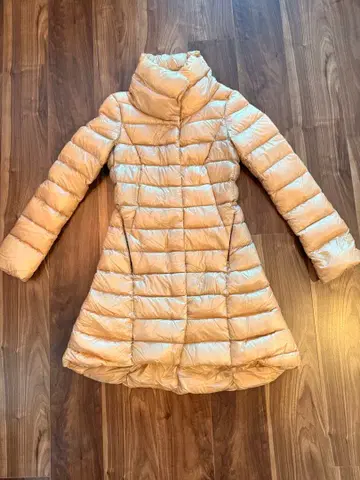 Herno 베이지 다운 자켓