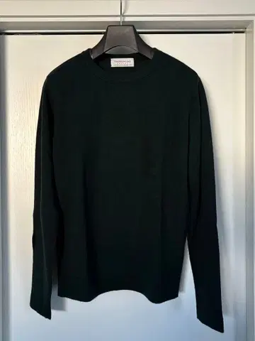 [컨디션 최상] TOMORROWLAND 스테디셀러 크루넥 니트