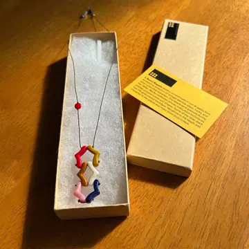 I. Ronni Kappos 로니 카포스 목걸이