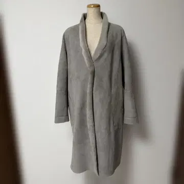 새상품급 요건 레일 무스탕 코트 정품