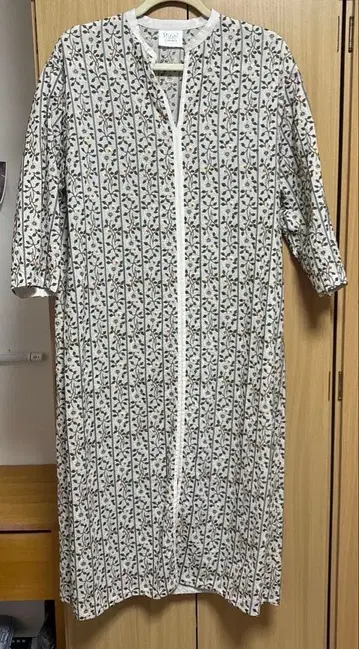 Yuni 꽃무늬 7부 소매 롱 원피스