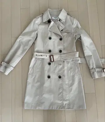 NATURAL BEAUTY BASIC 트렌치코트 ( L 사이즈 )