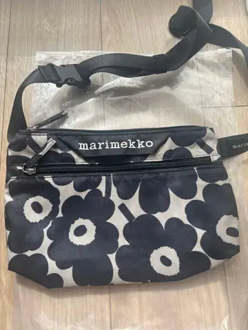 [ 세일 ] 마리메꼬 marimekko Mini Unikko 숄더백