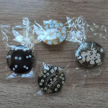 지브리 캔 배지 컬렉션