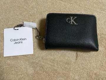 캘빈클라인 2단 접이식 지갑