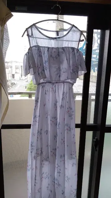 플로럴 프린트 오프숄더 원피스