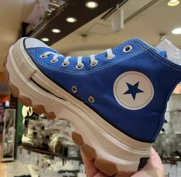 새상품 CONVERSE 블루 하이컷 스니커즈