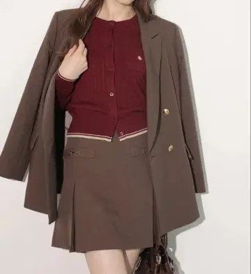 리랜드트루 박스 미니 스커트