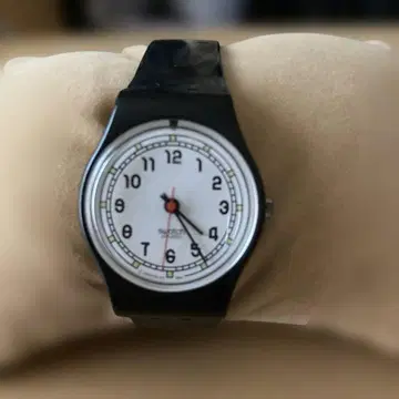 새상품급! swatch 썸씽 뉴 LB153