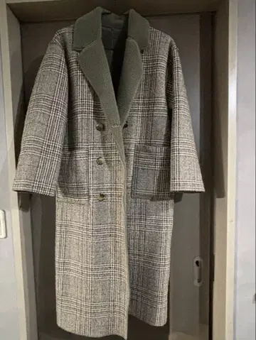 jouetie 보아 리버서블 체스터 코트