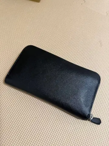 블랙 가죽 장지갑