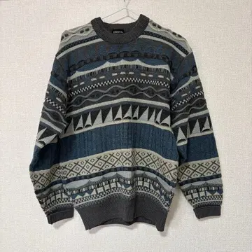 CROSS KEYS 기하학 패턴 스웨터 M 사이즈