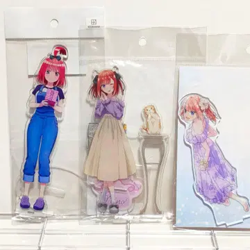 나카노 니노 아크릴 스탠드 라이하 코디 코모레비 아트 고양이와 함께