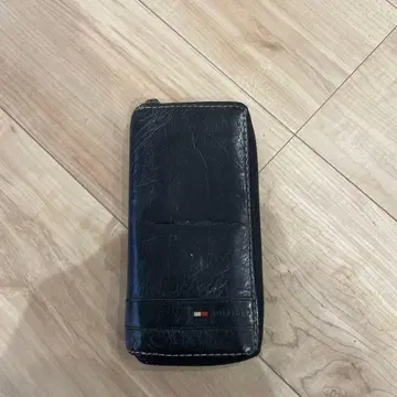 HILFIGER 블랙 장지갑