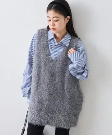 CIAOPANIC TYPY 믹스 페더 얀 오버 니트 베스트