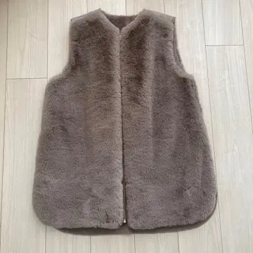 Bou Jeloud 퍼 베스트