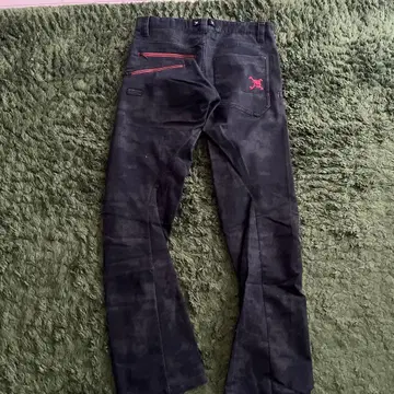 Oakley 블랙 남성 바지 지퍼 포켓 부착