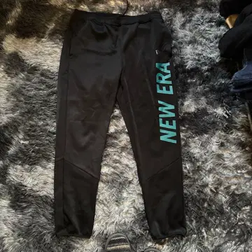 NEW ERA 블랙 조거 팬츠 XXL