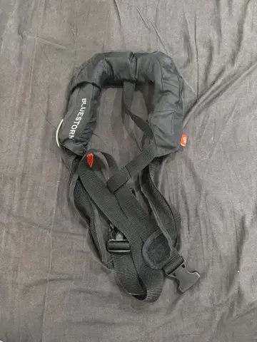 BLUESTORM 블랙 구명 조끼