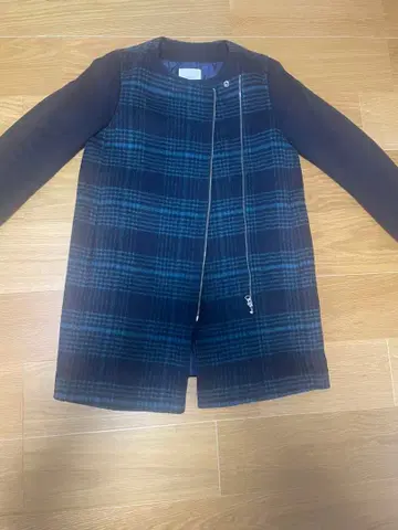 OPAQUE 체크 무늬 아우터 네이비 계열