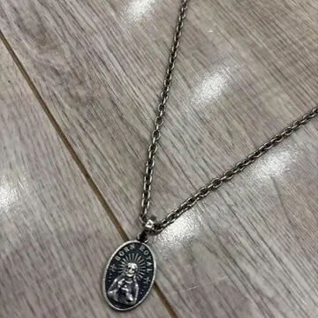 실버 메달 펜던트 목걸이