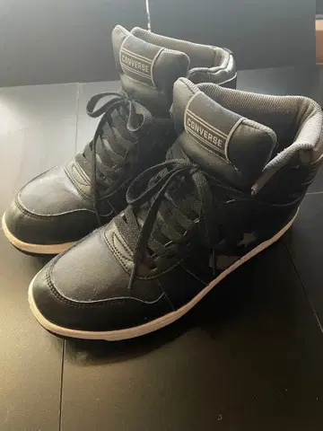 CONVERSE 블랙 하이컷 스니커즈 25.5cm