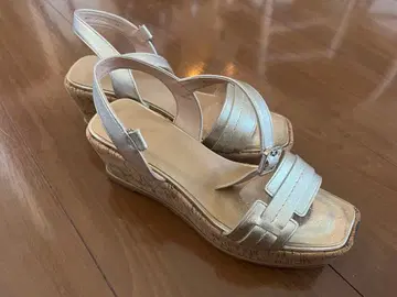 다이애나 웨지솔 샌들 골드 M 사이즈