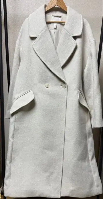 H&M 화이트 더블 브레스트 롱 코트 L 사이즈
