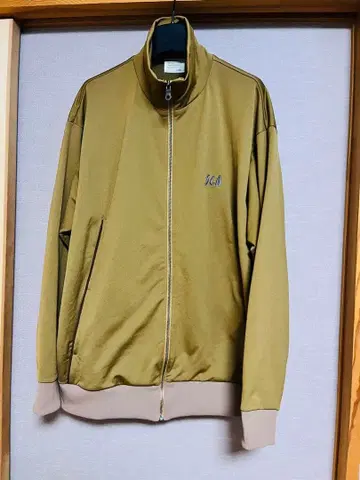 SCA 한정판 집업 자켓 카멜 트랙 자켓 NERDYS