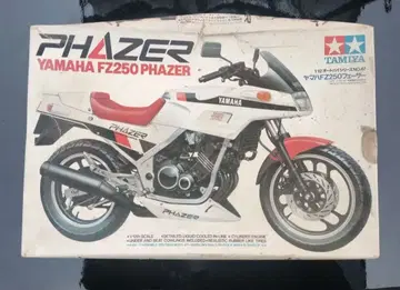 야마하 FZR250 페이저 프라모델 키트