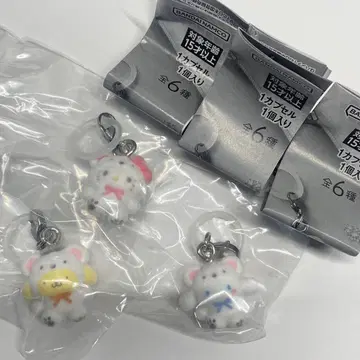 새상품 산리오 캐릭터즈 메지루시 액세서리 포근포근 스노우 3개 세트