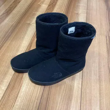 THE NORTH FACE 블랙 숏부츠