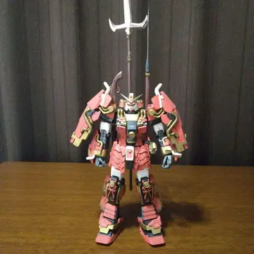 MG 진무사 건담 완성품