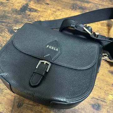 FURLA 숄더백 우라니아