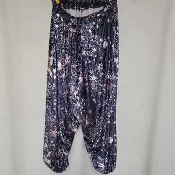 yul 별 패턴 사루엘 팬츠 블랙 계열