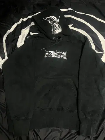The mad capsule markets 후드티