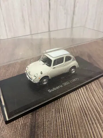 스바루 360 (1967) 미니카 화이트