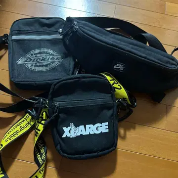 Dickies 메쉬 숄더백 블랙