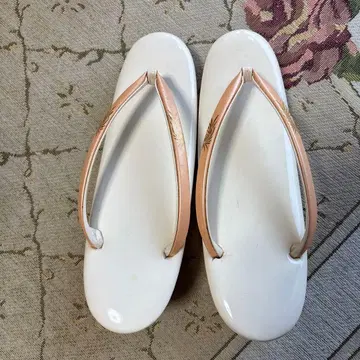 통굽 조리 꽃 무늬