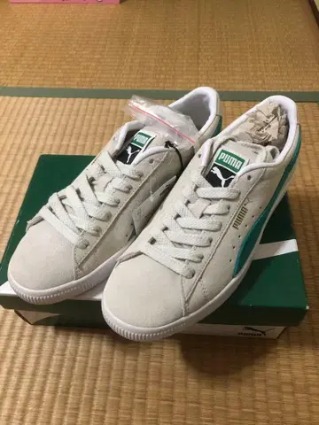 [ 새상품 미사용품 ] Puma Suede VTG 스니커즈 27cm
